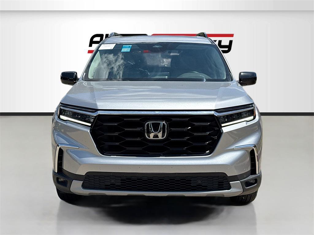 used 2023 Honda Pilot car, priced at $33,100