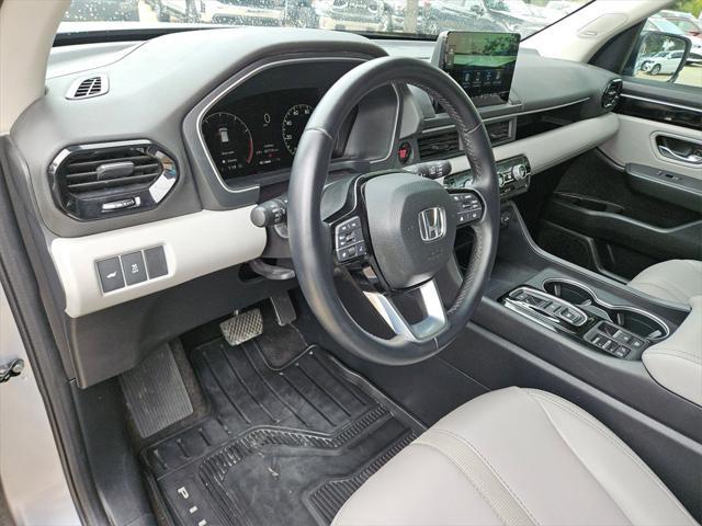 used 2023 Honda Pilot car, priced at $33,100