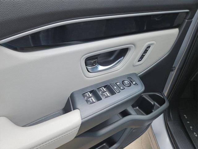 used 2023 Honda Pilot car, priced at $33,100