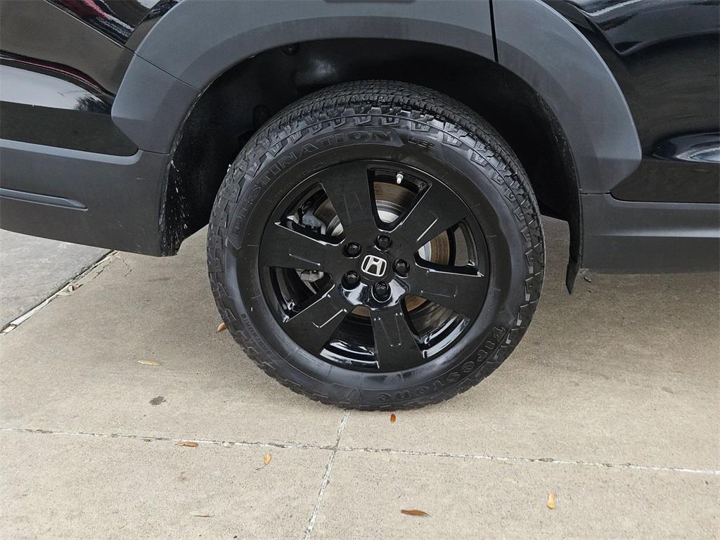 used 2022 Honda Pilot car, priced at $28,700