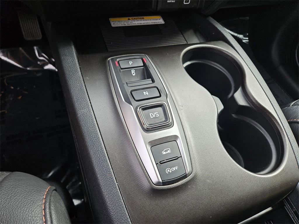 used 2022 Honda Pilot car, priced at $28,700