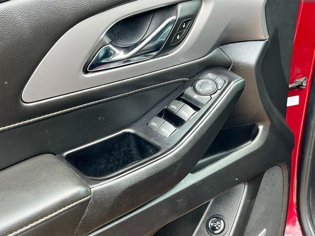 used 2020 Chevrolet Traverse car, priced at $26,400