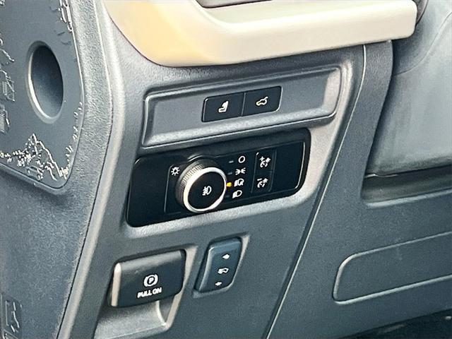 used 2024 Ford Expedition Max car, priced at $45,000