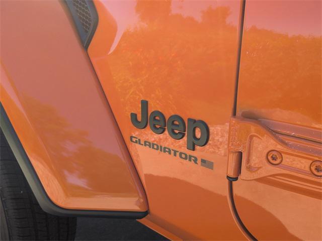 new 2025 Jeep Gladiator car, priced at $47,509