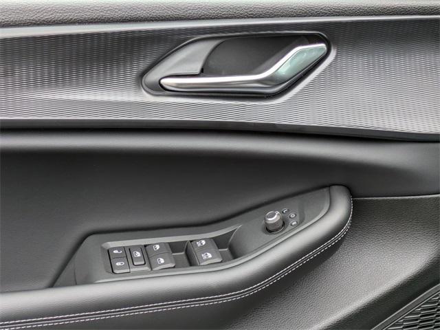 new 2025 Jeep Grand Cherokee car, priced at $42,910