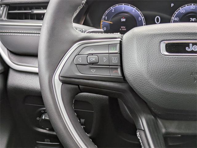 new 2025 Jeep Grand Cherokee car, priced at $42,910