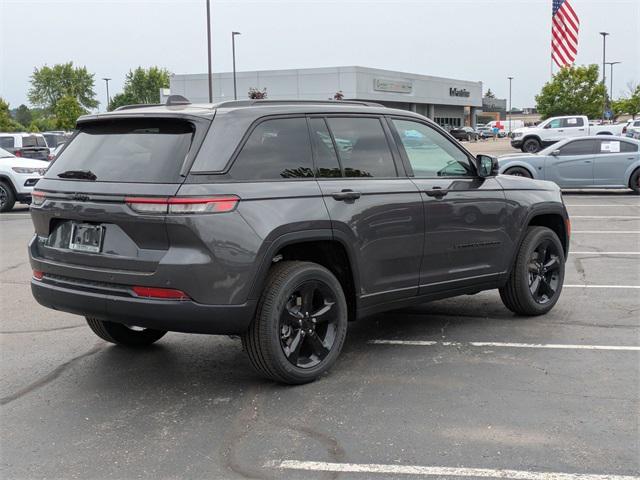 new 2025 Jeep Grand Cherokee car, priced at $42,910