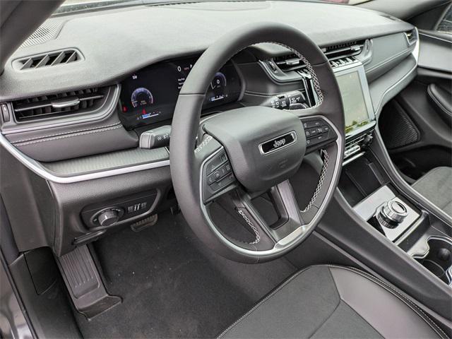 new 2025 Jeep Grand Cherokee car, priced at $42,910
