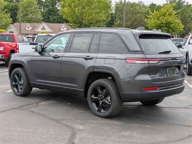 new 2025 Jeep Grand Cherokee car, priced at $42,910