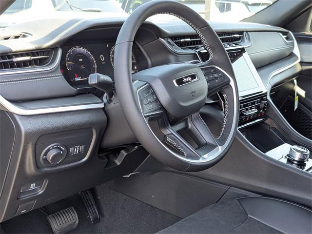 new 2025 Jeep Grand Cherokee L car, priced at $44,772