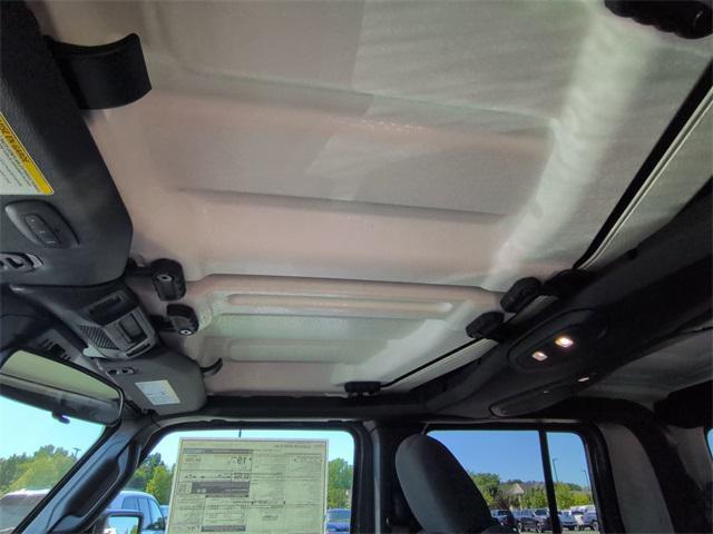 new 2025 Jeep Gladiator car, priced at $47,253