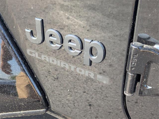new 2025 Jeep Gladiator car, priced at $47,253