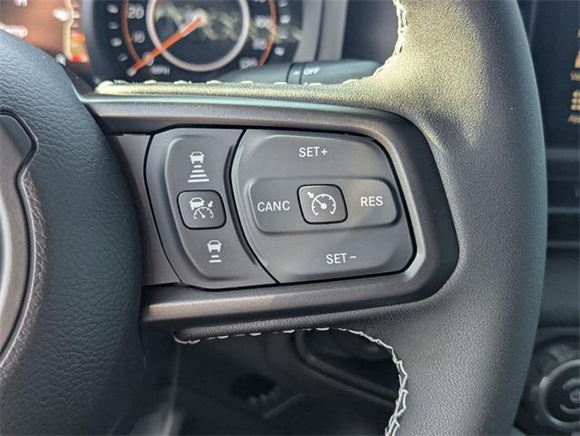 new 2025 Jeep Gladiator car, priced at $47,253