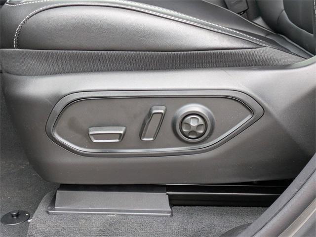 new 2025 Jeep Grand Cherokee car, priced at $44,935