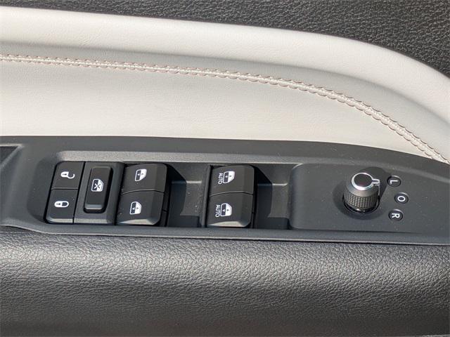 new 2025 Jeep Compass car, priced at $48,924