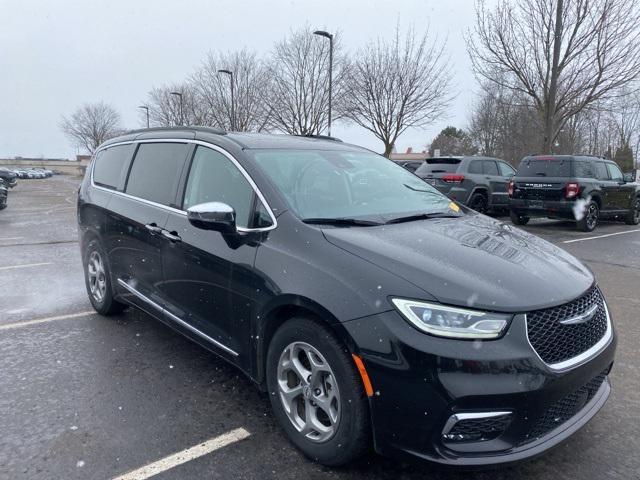 used 2023 Chrysler Pacifica car, priced at $31,597