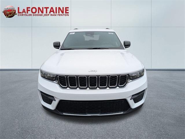 new 2025 Jeep Grand Cherokee car, priced at $38,166