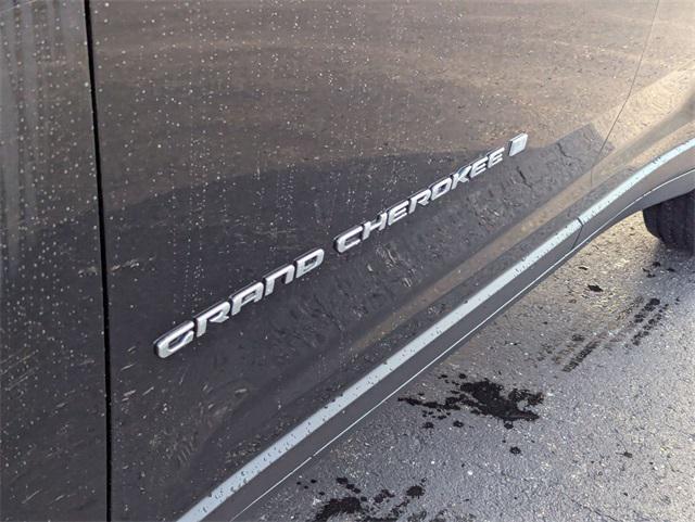 new 2025 Jeep Grand Cherokee car, priced at $38,675