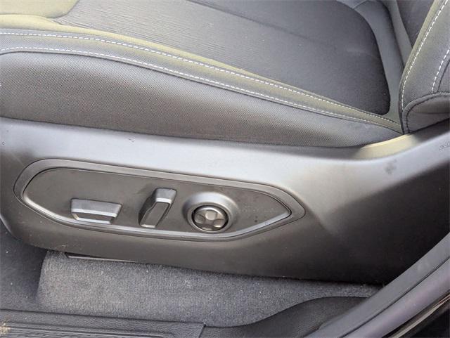 new 2025 Jeep Grand Cherokee car, priced at $38,675