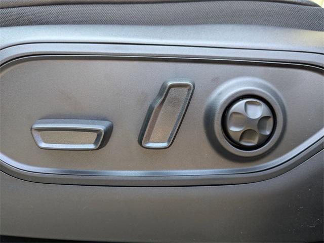 new 2025 Jeep Grand Cherokee L car, priced at $44,772