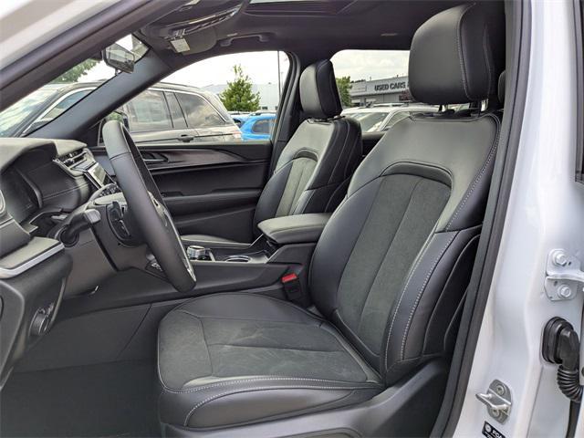 new 2025 Jeep Grand Cherokee L car, priced at $44,263