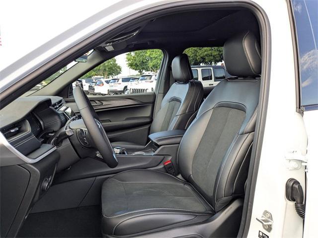 new 2025 Jeep Grand Cherokee L car, priced at $44,263