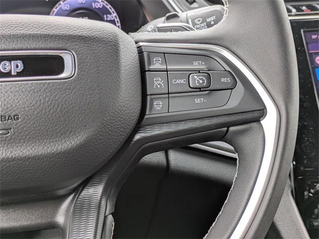new 2025 Jeep Grand Cherokee car, priced at $44,910