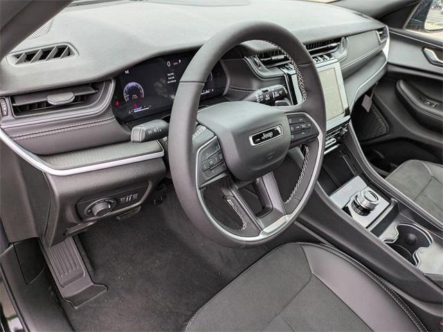 new 2025 Jeep Grand Cherokee car, priced at $44,910