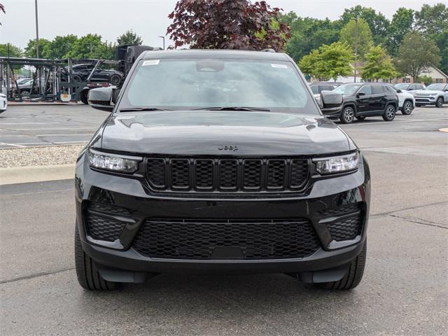 new 2025 Jeep Grand Cherokee car, priced at $44,910