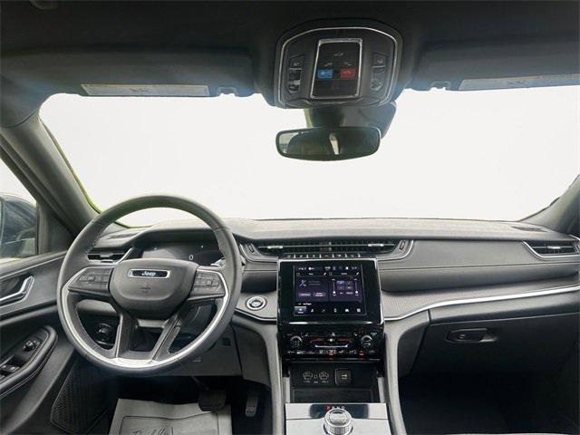 used 2024 Jeep Grand Cherokee car, priced at $34,500
