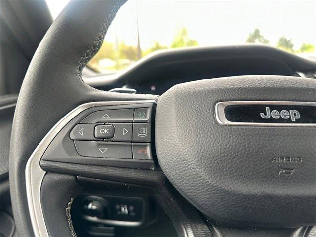 used 2024 Jeep Grand Cherokee car, priced at $34,500