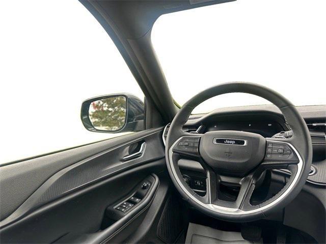 used 2024 Jeep Grand Cherokee car, priced at $34,500
