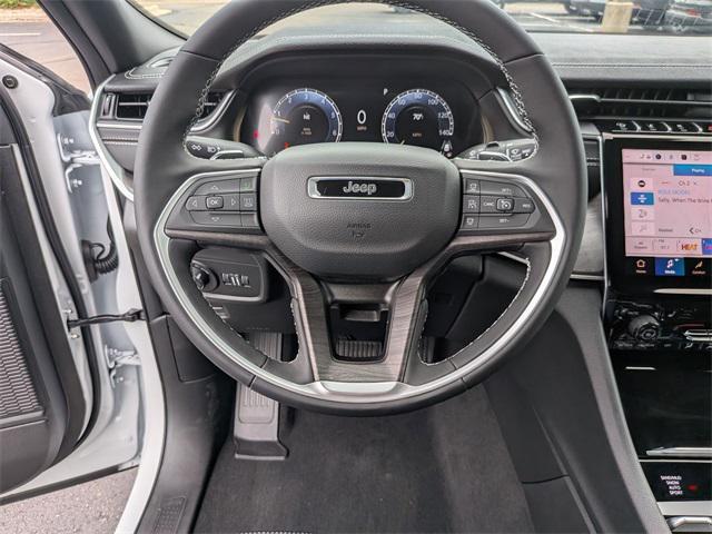 new 2025 Jeep Grand Cherokee car, priced at $43,996