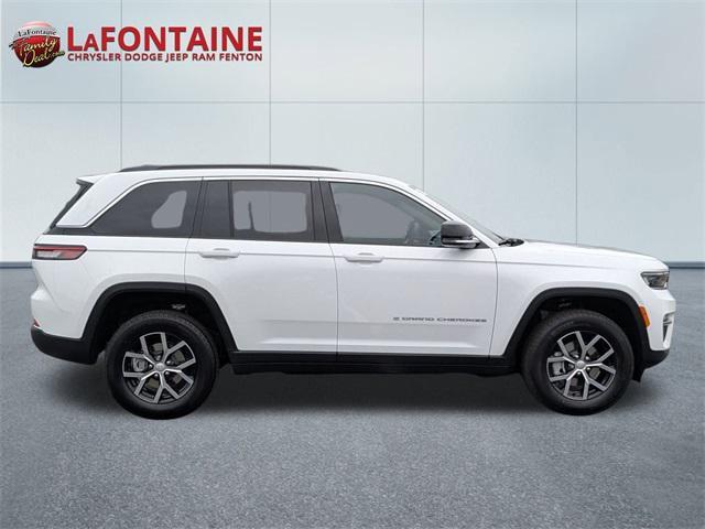 new 2025 Jeep Grand Cherokee car, priced at $43,996