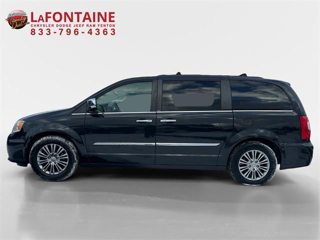 used 2014 Chrysler Town & Country car, priced at $9,186