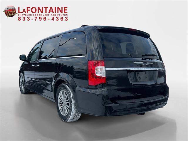 used 2014 Chrysler Town & Country car, priced at $9,186