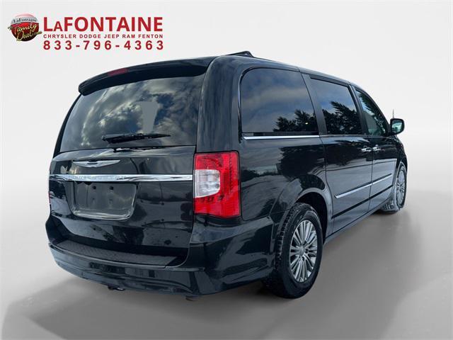 used 2014 Chrysler Town & Country car, priced at $9,186