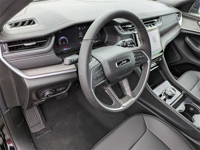new 2025 Jeep Grand Cherokee car, priced at $47,085