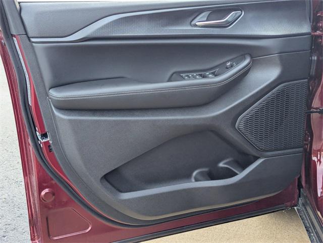 new 2025 Jeep Grand Cherokee L car, priced at $44,582