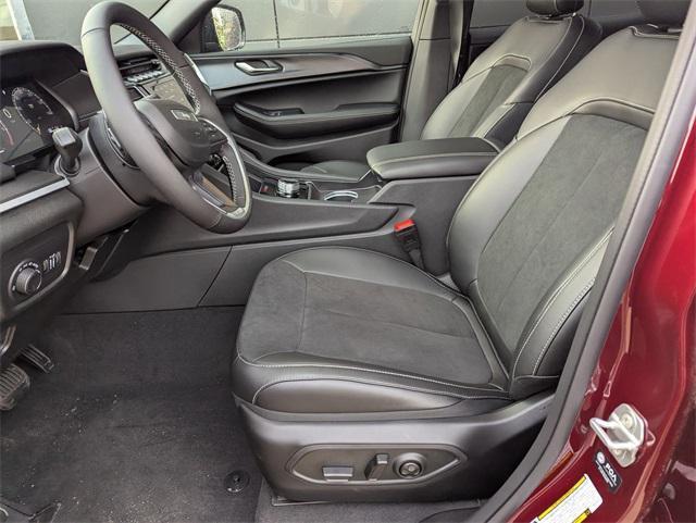 new 2025 Jeep Grand Cherokee L car, priced at $44,582