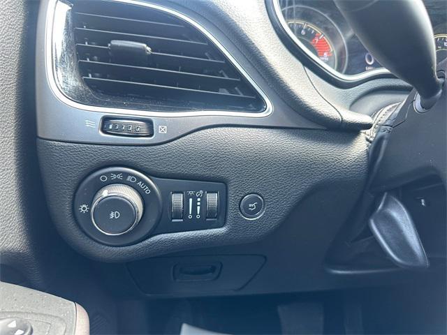 used 2022 Jeep Cherokee car, priced at $27,522