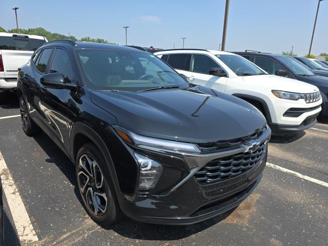 used 2025 Chevrolet Trax car, priced at $24,526