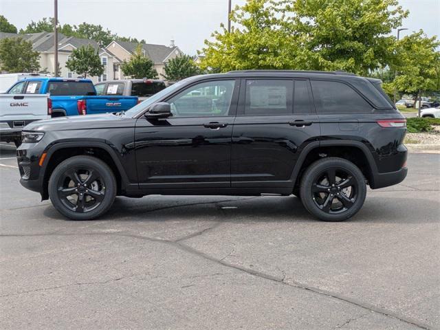 new 2025 Jeep Grand Cherokee car, priced at $44,910