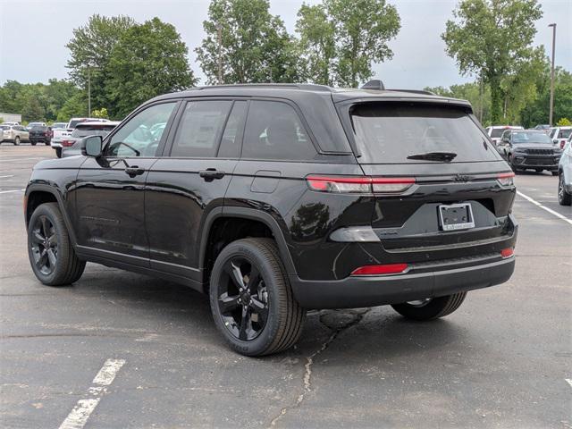 new 2025 Jeep Grand Cherokee car, priced at $44,910