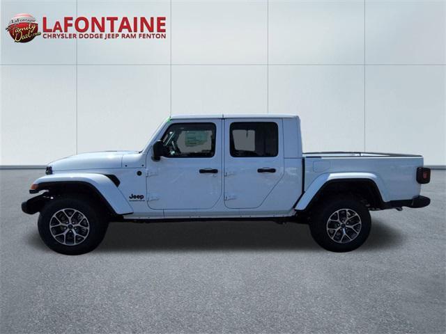 new 2025 Jeep Gladiator car, priced at $46,743
