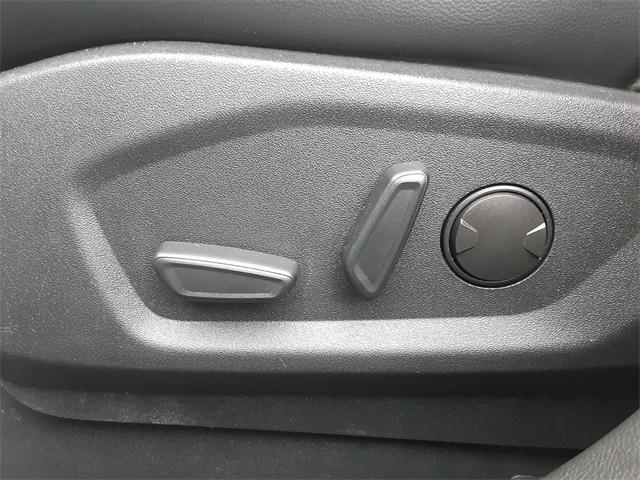 used 2024 Ford Edge car, priced at $20,169