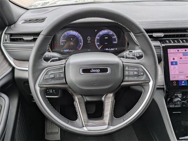 new 2025 Jeep Grand Cherokee car, priced at $47,085