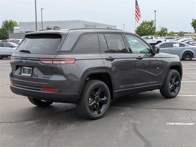 new 2025 Jeep Grand Cherokee car, priced at $47,085