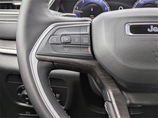 new 2025 Jeep Grand Cherokee car, priced at $47,085