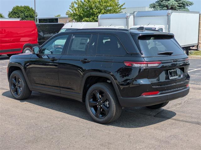new 2025 Jeep Grand Cherokee car, priced at $47,085